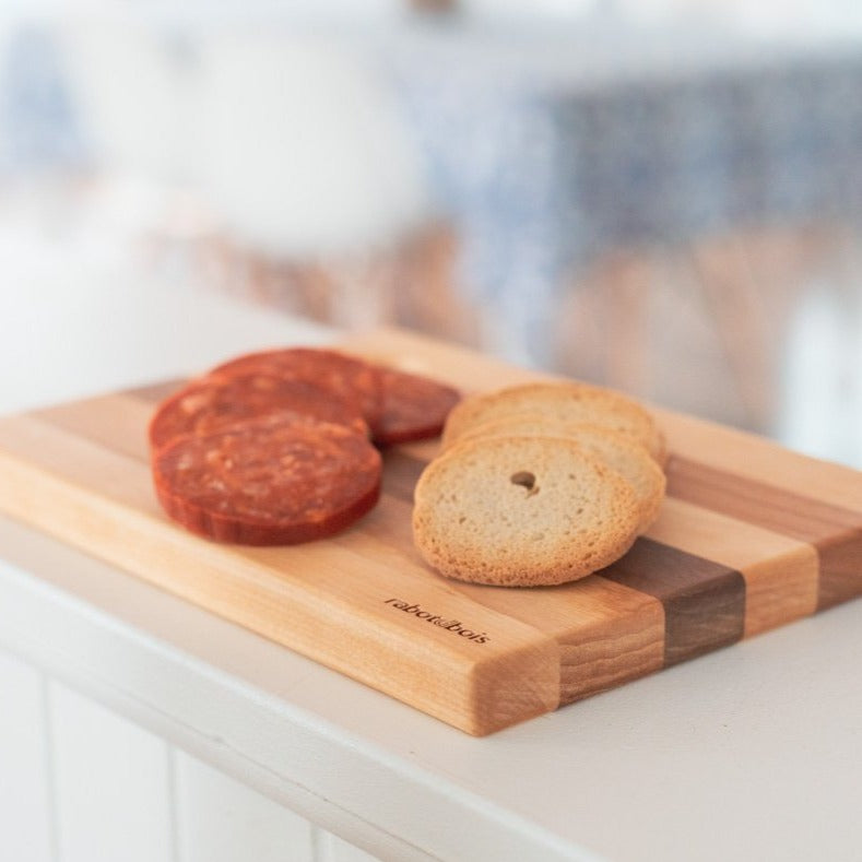 Planche à découper en bois, la “D-Minizartailles”